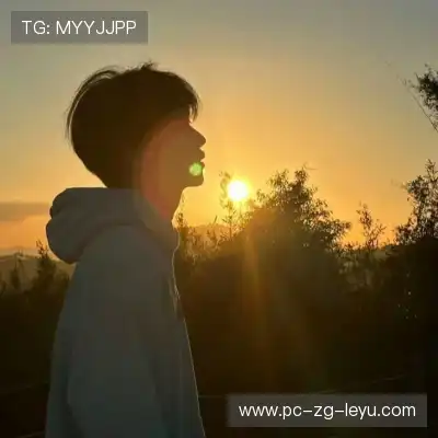荣杏暖